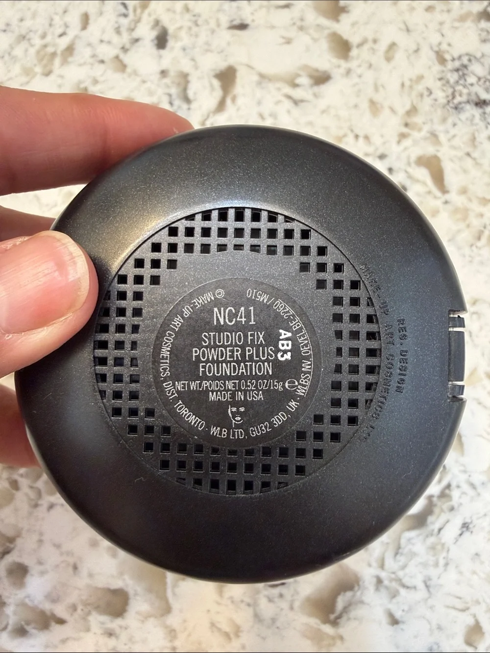Rare and original Mac Studio fix powder in shade NC41
